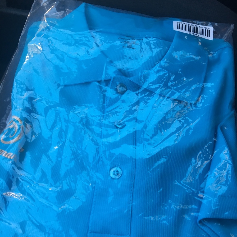 Unopened wegmans shirt
